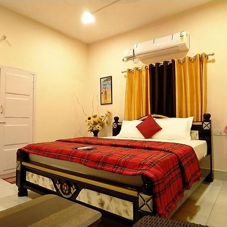 Kushi Homestay Guest House วิสาขปัตนัม ภายนอก รูปภาพ